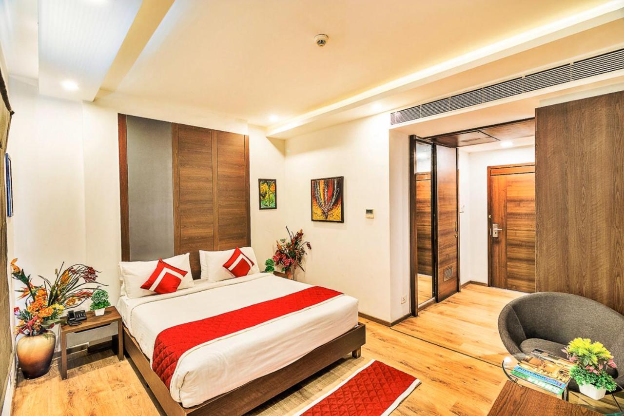 Jagadish Brigade Hotel Bangalore Exteriör bild