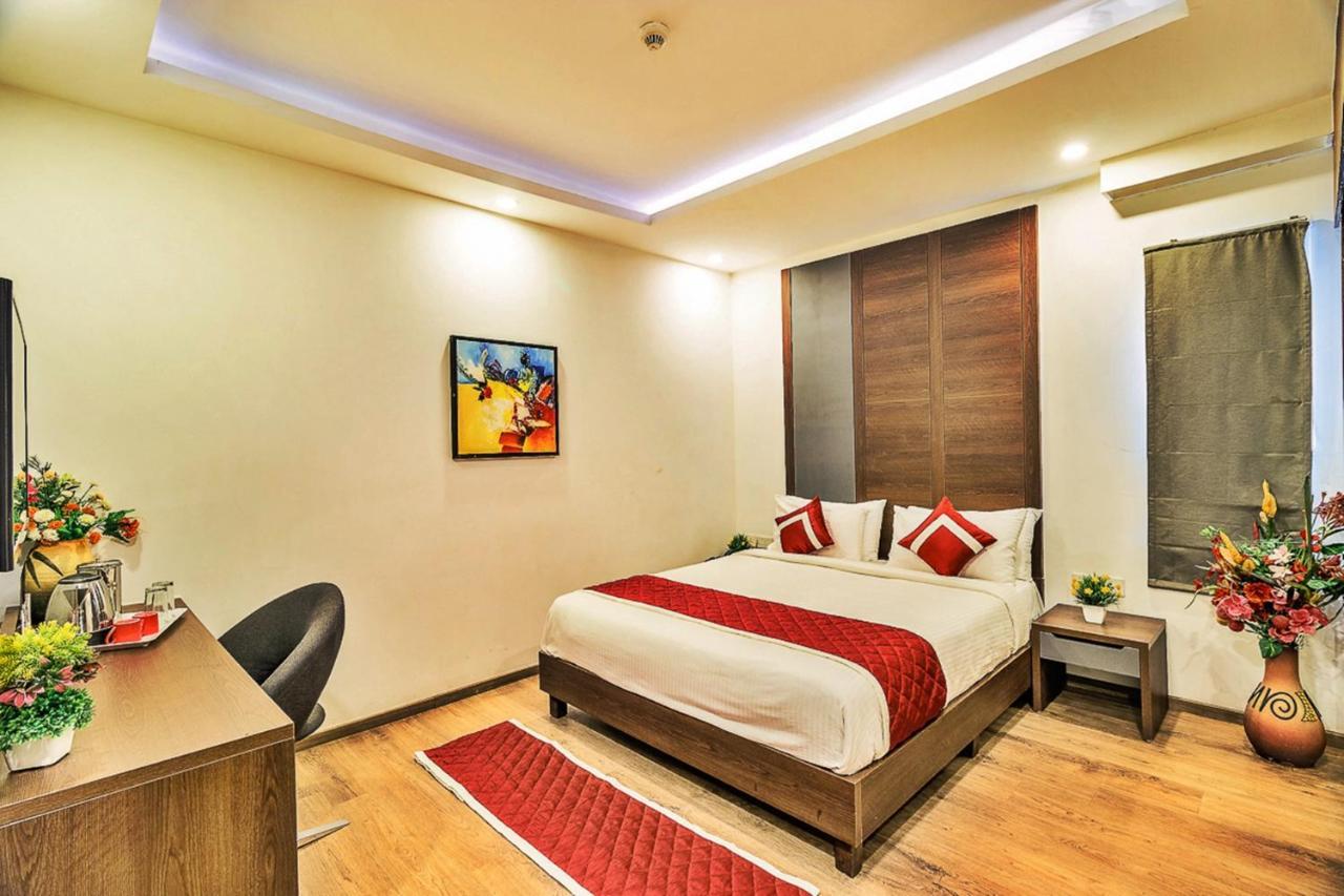 Jagadish Brigade Hotel Bangalore Exteriör bild