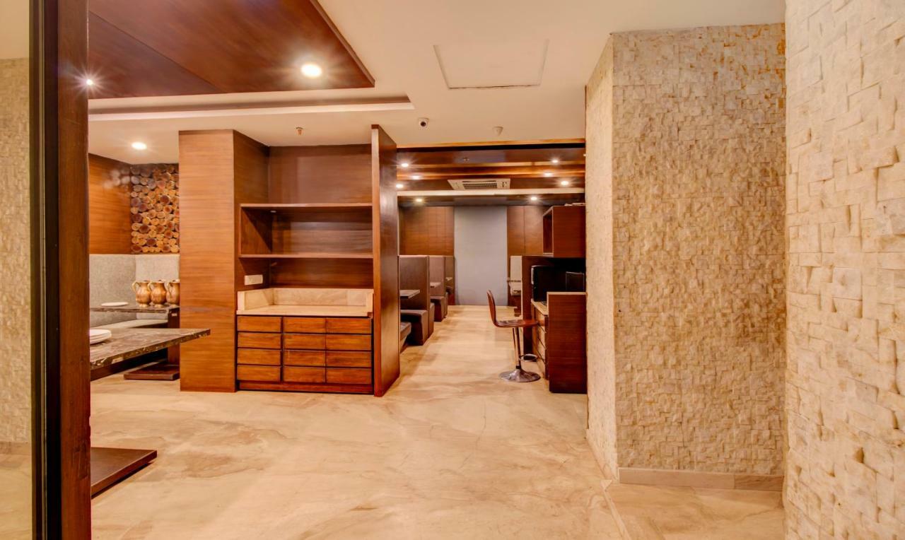 Jagadish Brigade Hotel Bangalore Exteriör bild