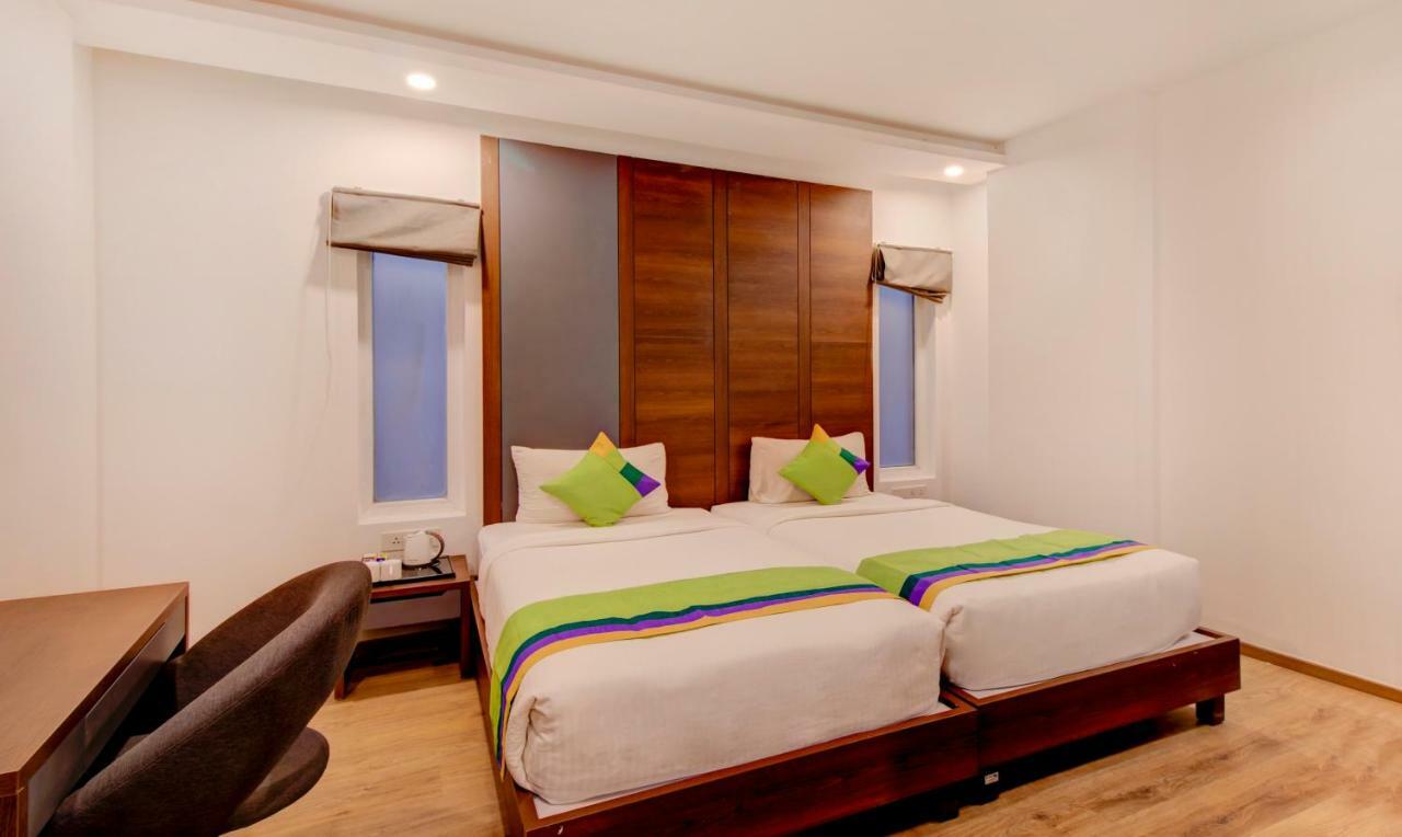 Jagadish Brigade Hotel Bangalore Exteriör bild