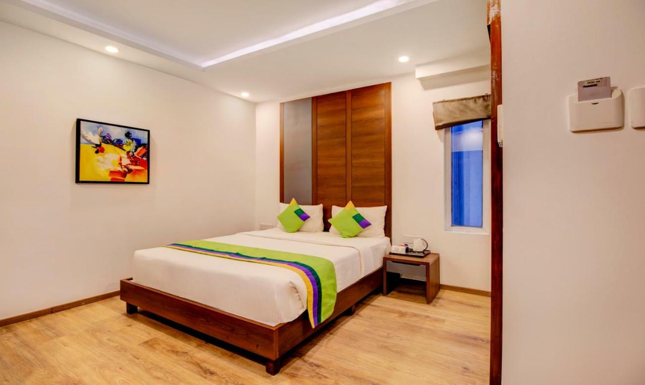 Jagadish Brigade Hotel Bangalore Exteriör bild